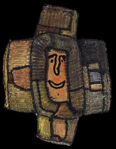 visage-dans-une-croix-sur-panier